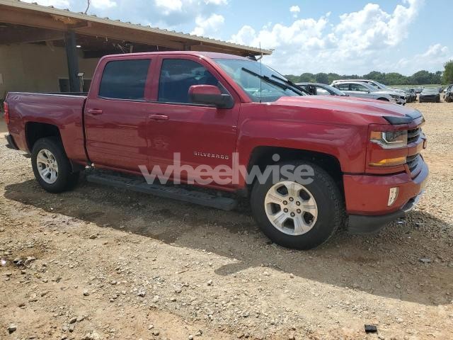 Photo 5 of 2018 CHEVROLET SILVERADO K1500 LT N/A (VIN 3GCUKREC4JG294566)