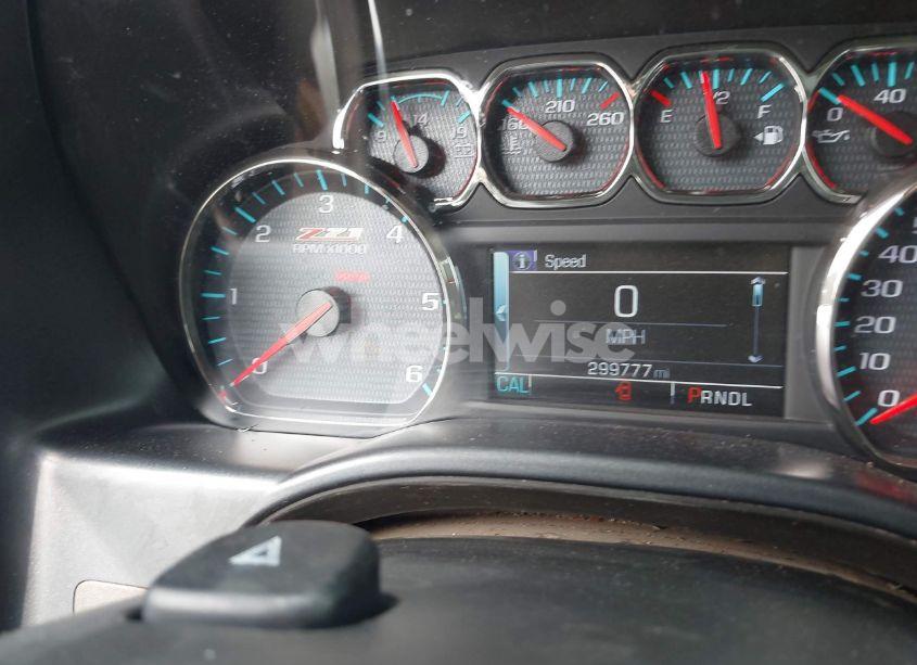 Photo 7 of 2018 Chevrolet Silverado 1500 2LT (VIN 3GCUKREC4JG433014)