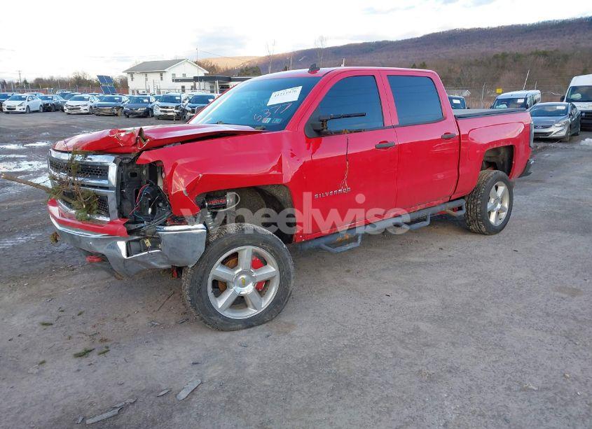 Photo 2 of 2014 Chevrolet Silverado 1500 1LT (VIN 3GCUKREC5EG156377)