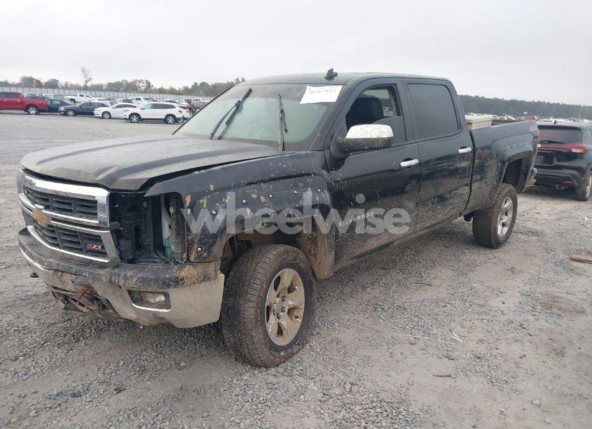 Photo 2 of 2014 Chevrolet Silverado 1500 2LT (VIN 3GCUKREC5EG286157)