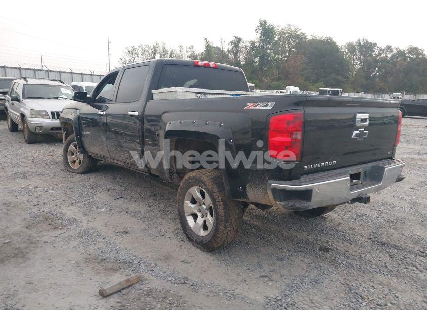 Photo 3 of 2014 Chevrolet Silverado 1500 2LT (VIN 3GCUKREC5EG286157)