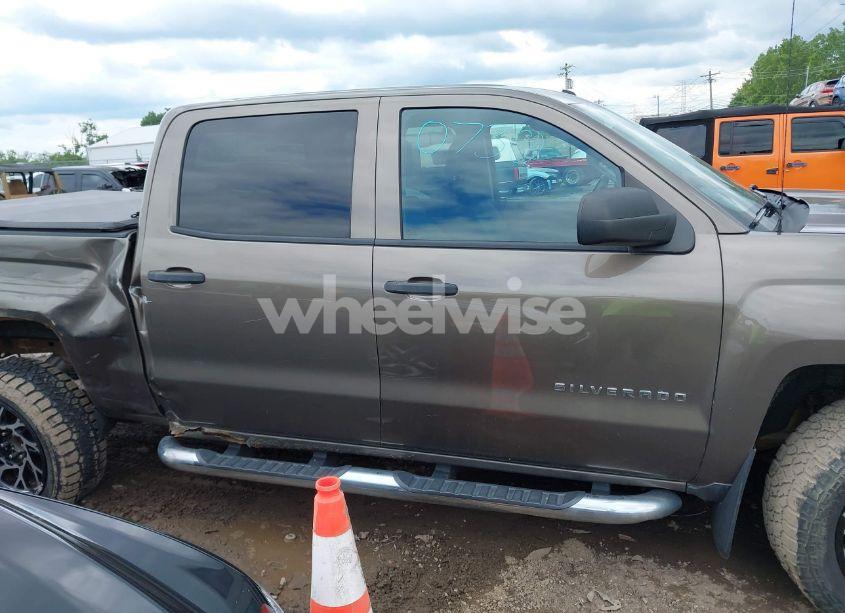 Photo 13 of 2014 Chevrolet Silverado 1500 2LT (VIN 3GCUKREC5EG287065)