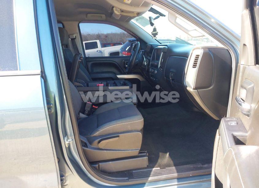 Photo 5 of 2014 Chevrolet Silverado 1500 1LT (VIN 3GCUKREC5EG311073)