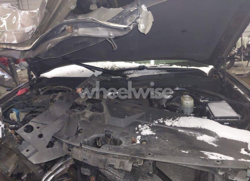 Photo 10 of 2014 Chevrolet Silverado 1500 1LT (VIN 3GCUKREC5EG352982)