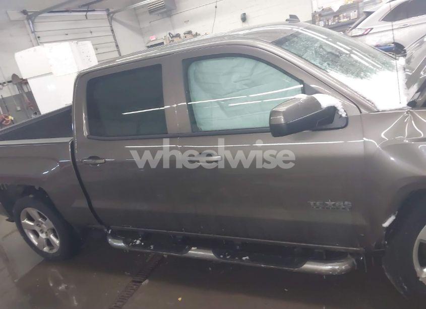 Photo 13 of 2014 Chevrolet Silverado 1500 1LT (VIN 3GCUKREC5EG352982)