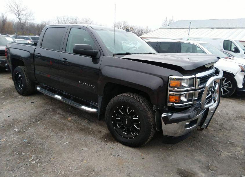 2014 Chevrolet Silverado 1500 2LT (VIN 3GCUKREC5EG469431) main photo