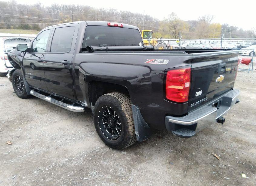 Photo 3 of 2014 Chevrolet Silverado 1500 2LT (VIN 3GCUKREC5EG469431)