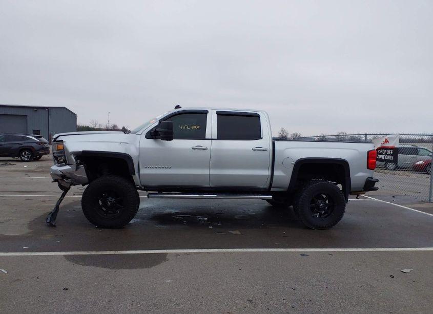Photo 15 of 2014 Chevrolet Silverado 1500 1LT (VIN 3GCUKREC5EG486035)