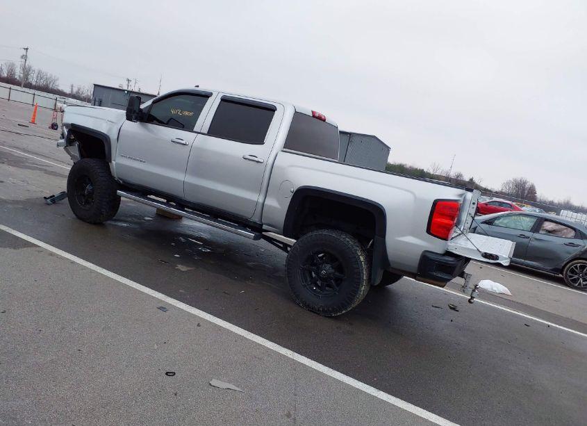 Photo 3 of 2014 Chevrolet Silverado 1500 1LT (VIN 3GCUKREC5EG486035)