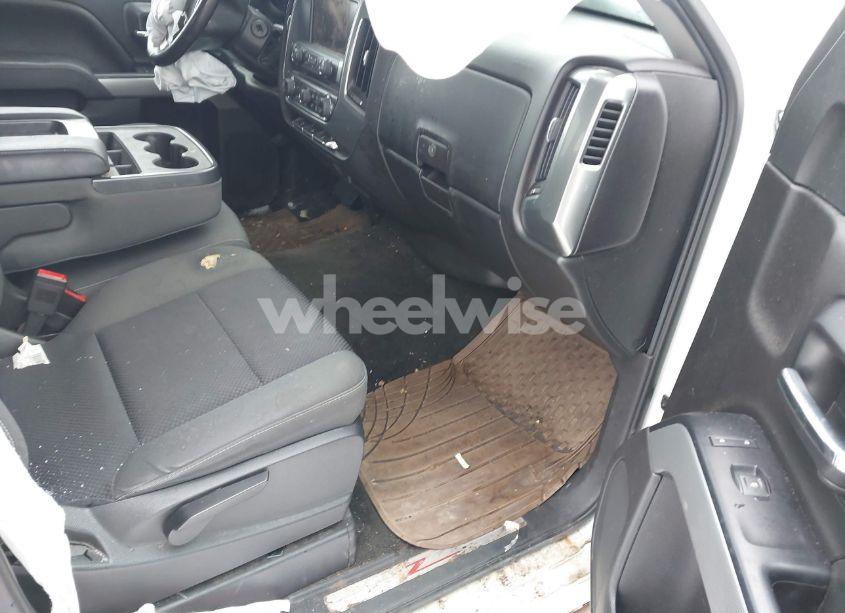 Photo 5 of 2014 Chevrolet Silverado 1500 2LT (VIN 3GCUKREC5EG515680)