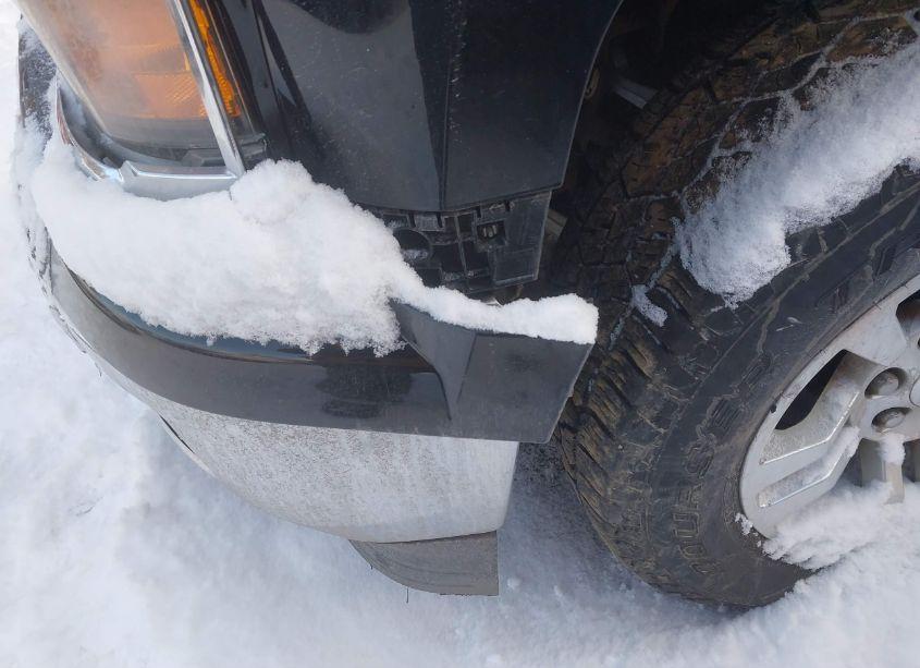 Photo 18 of 2014 Chevrolet Silverado 1500 1LT (VIN 3GCUKREC5EG532110)