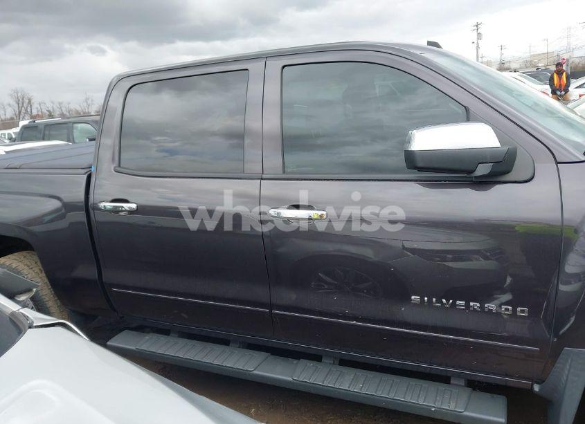 Photo 13 of 2015 Chevrolet Silverado 1500 1LT (VIN 3GCUKREC5FG115913)