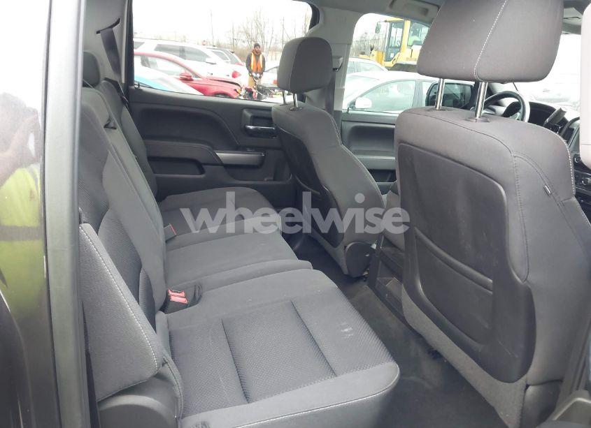 Photo 8 of 2015 Chevrolet Silverado 1500 1LT (VIN 3GCUKREC5FG115913)