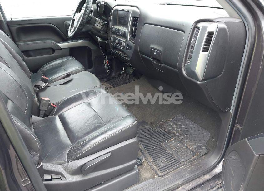 Photo 5 of 2015 Chevrolet Silverado 1500 1LT (VIN 3GCUKREC5FG166280)