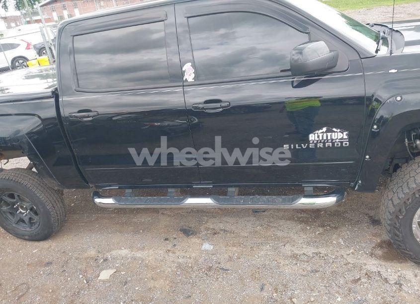 Photo 14 of 2015 Chevrolet Silverado 1500 2LT (VIN 3GCUKREC5FG188652)