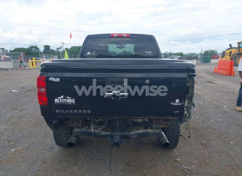 Photo 17 of 2015 Chevrolet Silverado 1500 2LT (VIN 3GCUKREC5FG188652)