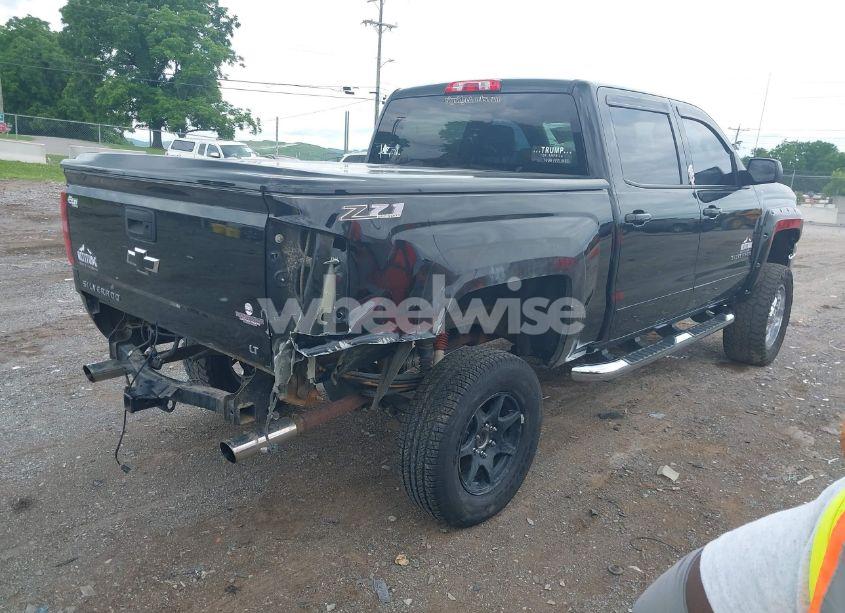Photo 4 of 2015 Chevrolet Silverado 1500 2LT (VIN 3GCUKREC5FG188652)