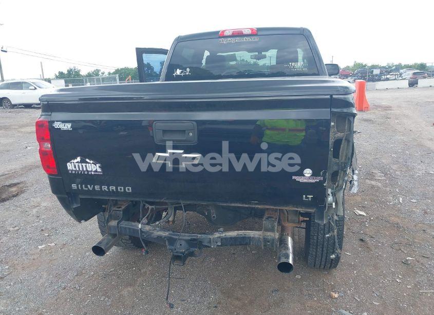 Photo 6 of 2015 Chevrolet Silverado 1500 2LT (VIN 3GCUKREC5FG188652)