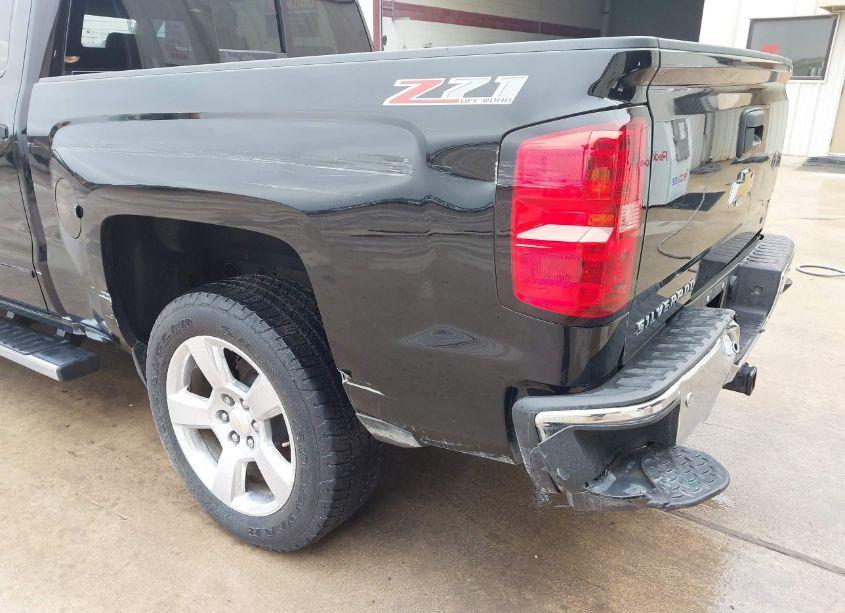 Photo 19 of 2015 Chevrolet Silverado 1500 2LT (VIN 3GCUKREC5FG192863)