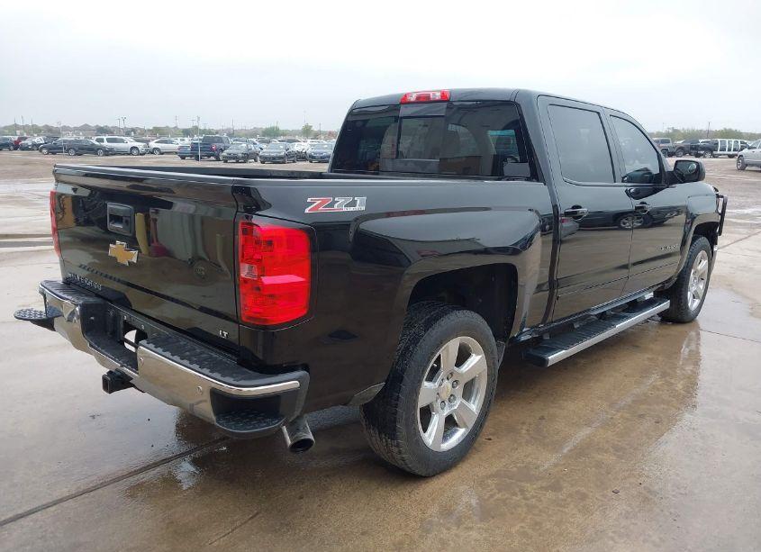 Photo 4 of 2015 Chevrolet Silverado 1500 2LT (VIN 3GCUKREC5FG192863)