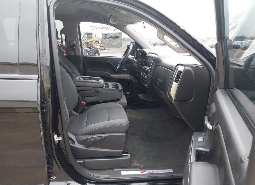 Photo 5 of 2015 Chevrolet Silverado 1500 2LT (VIN 3GCUKREC5FG192863)