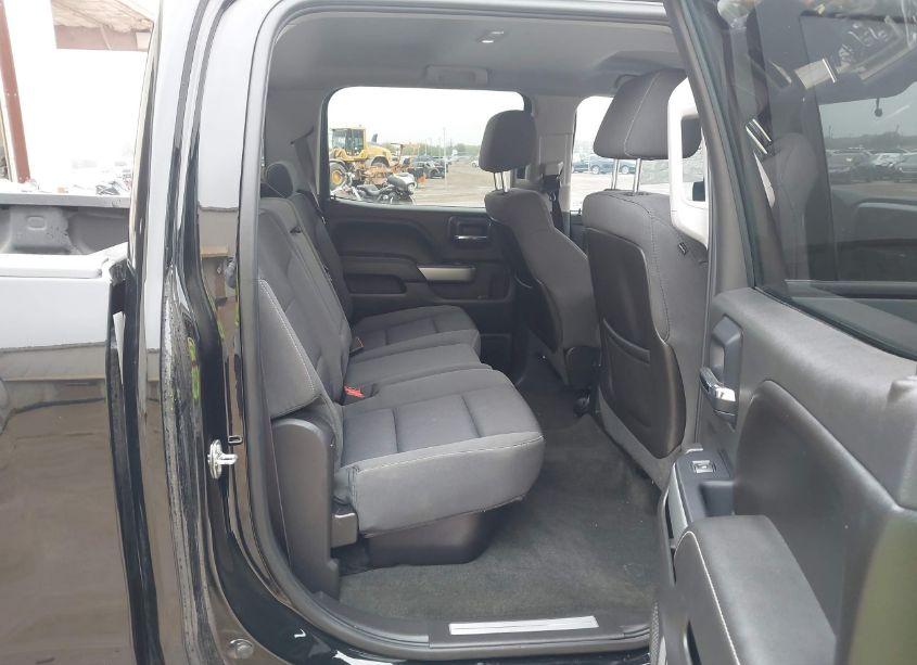 Photo 8 of 2015 Chevrolet Silverado 1500 2LT (VIN 3GCUKREC5FG192863)