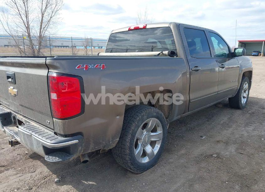 Photo 4 of 2015 Chevrolet Silverado 1500 1LT (VIN 3GCUKREC5FG208785)