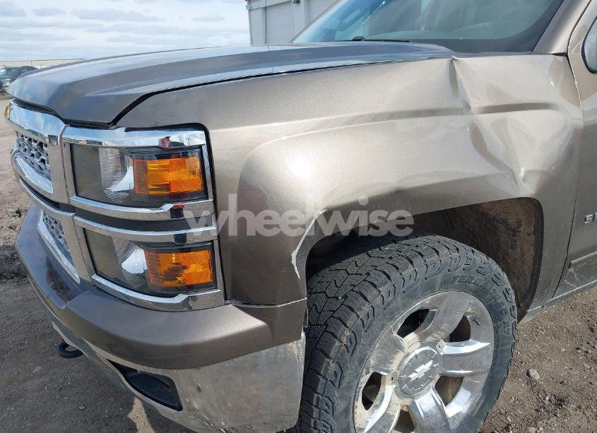 Photo 6 of 2015 Chevrolet Silverado 1500 1LT (VIN 3GCUKREC5FG208785)