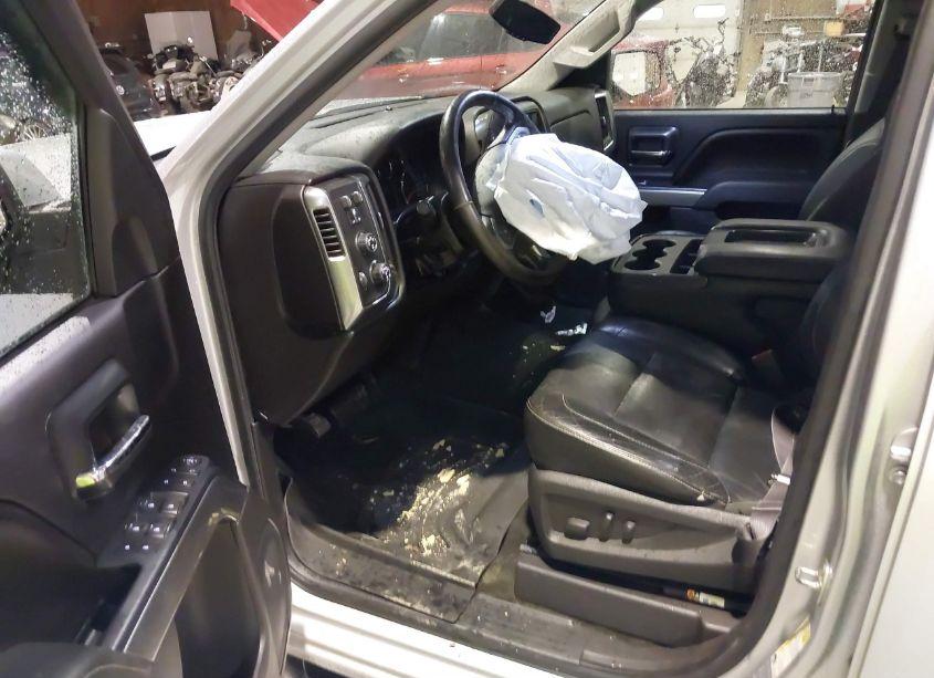 Photo 5 of 2015 Chevrolet Silverado 1500 1LT (VIN 3GCUKREC5FG219320)