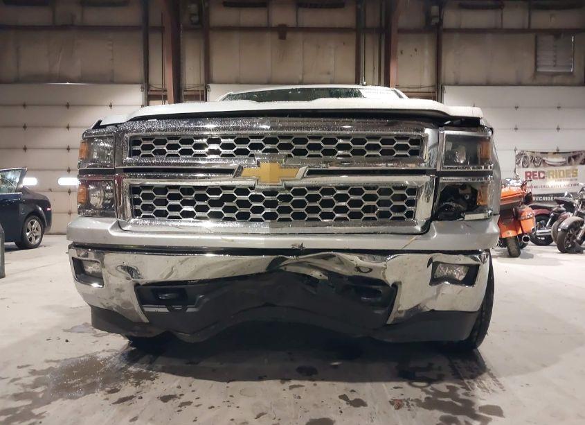 Photo 6 of 2015 Chevrolet Silverado 1500 1LT (VIN 3GCUKREC5FG219320)