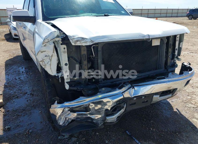 Photo 6 of 2015 Chevrolet Silverado 1500 2LT (VIN 3GCUKREC5FG277881)