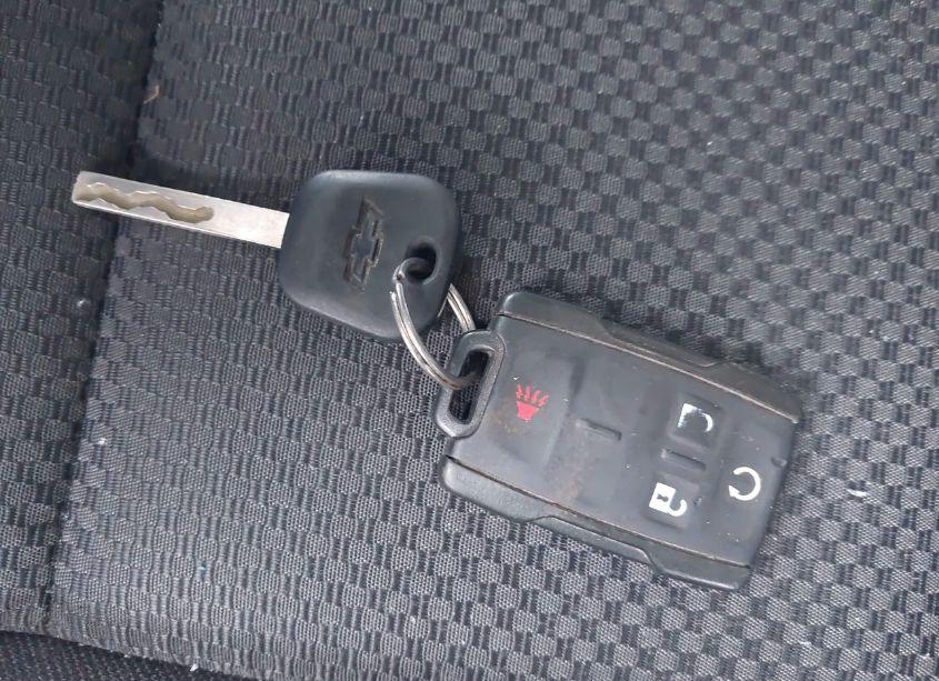 Photo 11 of 2015 Chevrolet Silverado 1500 2LT (VIN 3GCUKREC5FG399852)