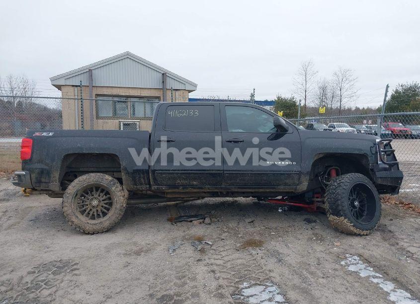 Photo 14 of 2015 Chevrolet Silverado 1500 2LT (VIN 3GCUKREC5FG400210)