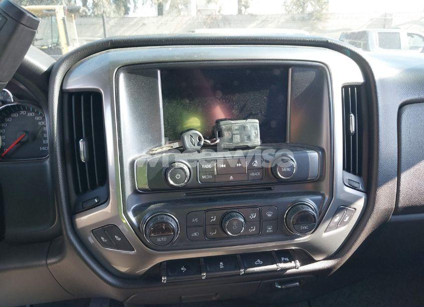 Photo 11 of 2015 Chevrolet Silverado 1500 1LT (VIN 3GCUKREC5FG491883)