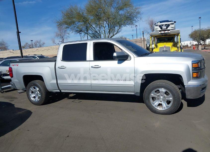 Photo 13 of 2015 Chevrolet Silverado 1500 1LT (VIN 3GCUKREC5FG491883)