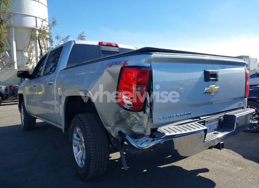 Photo 6 of 2015 Chevrolet Silverado 1500 1LT (VIN 3GCUKREC5FG491883)