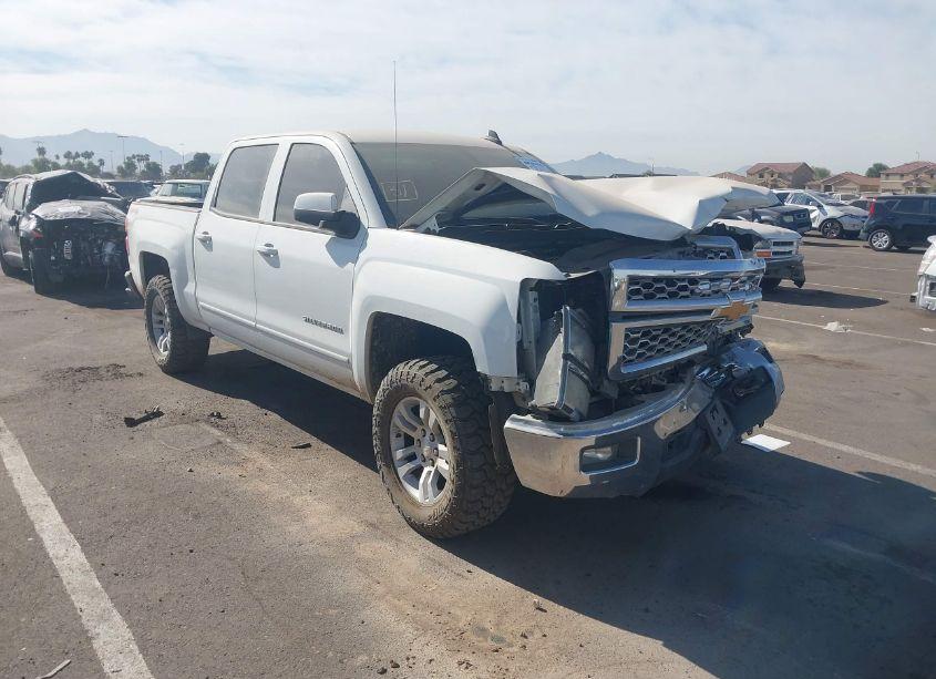 2015 Chevrolet Silverado 1500 1LT (VIN 3GCUKREC5FG507323) main photo