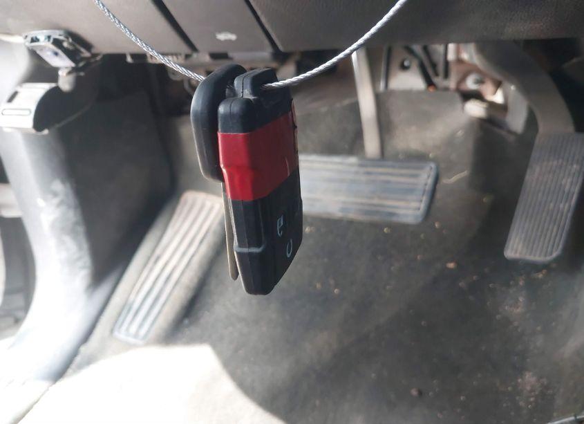 Photo 11 of 2015 Chevrolet Silverado 1500 1LT (VIN 3GCUKREC5FG507323)