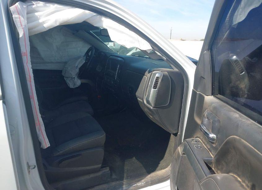 Photo 5 of 2015 Chevrolet Silverado 1500 1LT (VIN 3GCUKREC5FG507323)