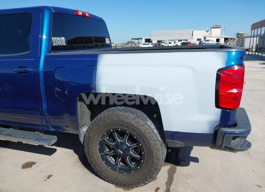 Photo 6 of 2016 Chevrolet Silverado 1500 2LT (VIN 3GCUKREC5GG109949)