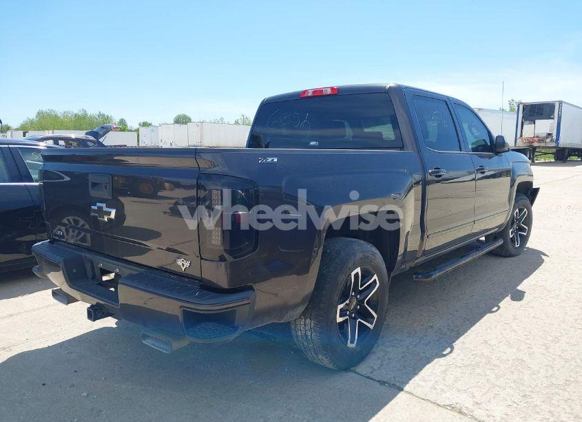 Photo 4 of 2016 Chevrolet Silverado 1500 2LT (VIN 3GCUKREC5GG113290)
