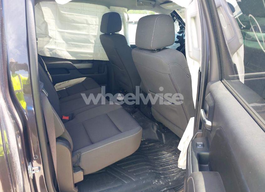 Photo 8 of 2016 Chevrolet Silverado 1500 2LT (VIN 3GCUKREC5GG113290)