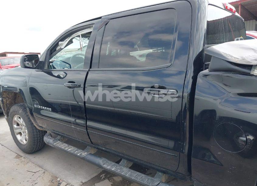 Photo 15 of 2016 Chevrolet Silverado 1500 2LT (VIN 3GCUKREC5GG299087)