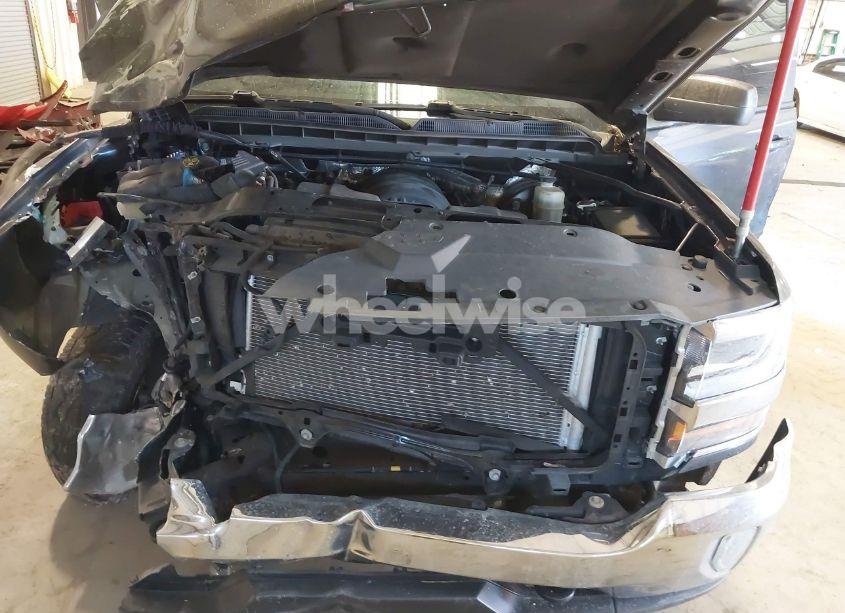 Photo 10 of 2016 Chevrolet Silverado 1500 1LT (VIN 3GCUKREC5GG315854)