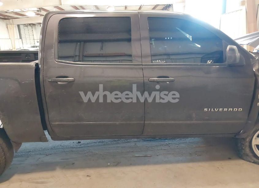 Photo 13 of 2016 Chevrolet Silverado 1500 1LT (VIN 3GCUKREC5GG315854)