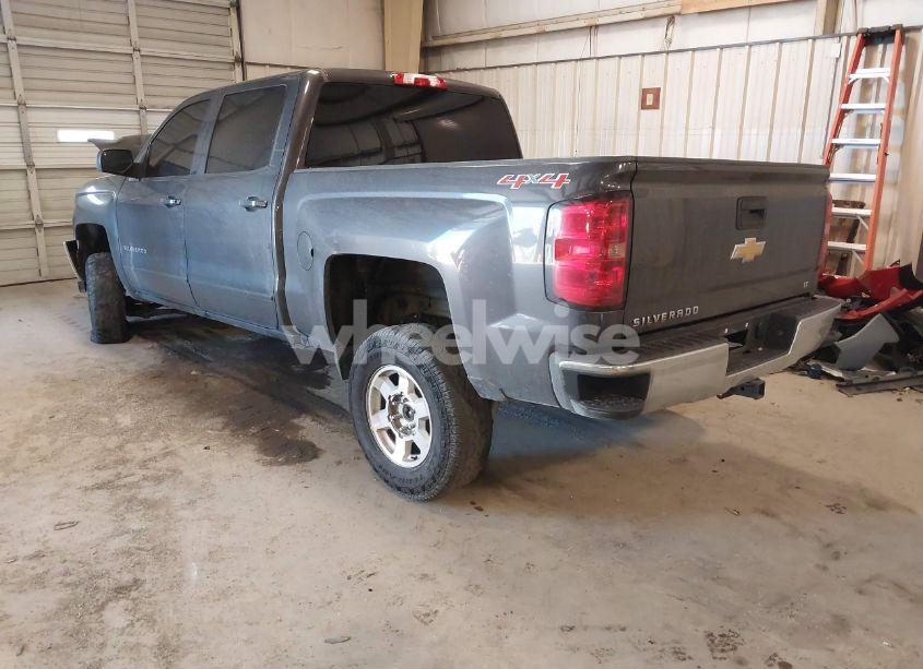 Photo 3 of 2016 Chevrolet Silverado 1500 1LT (VIN 3GCUKREC5GG315854)