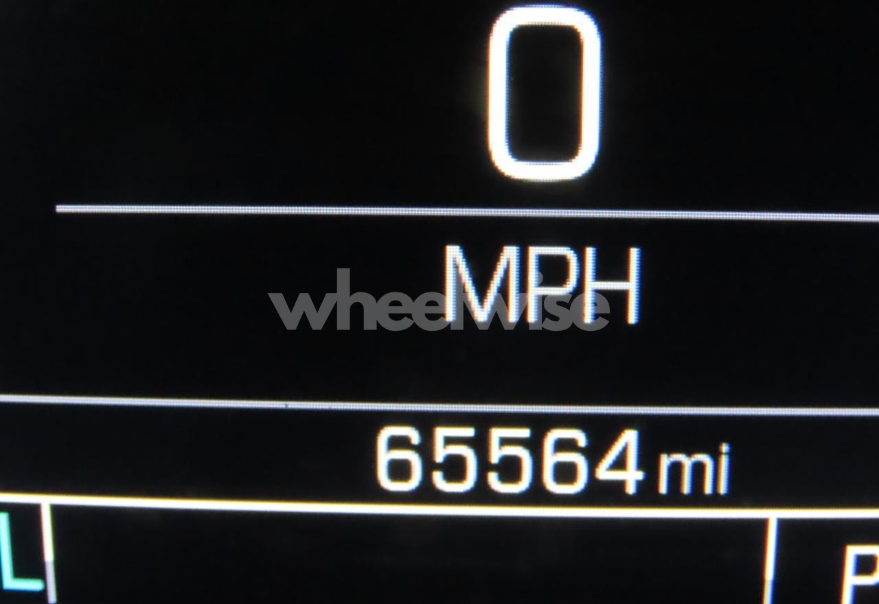 Photo 8 of 2016 CHEVROLET SILVERADO K1500 LT (VIN 3GCUKREC5GG372409)