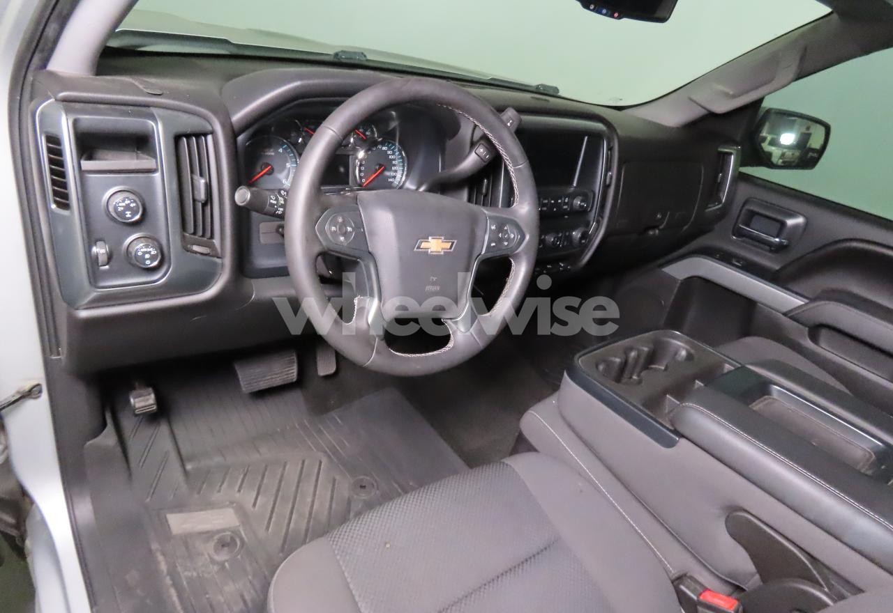 Photo 9 of 2016 CHEVROLET SILVERADO K1500 LT (VIN 3GCUKREC5GG372409)