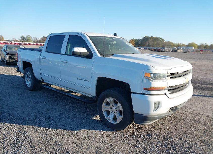 2016 Chevrolet Silverado 1500 2LT (VIN 3GCUKREC5GG378789) main photo