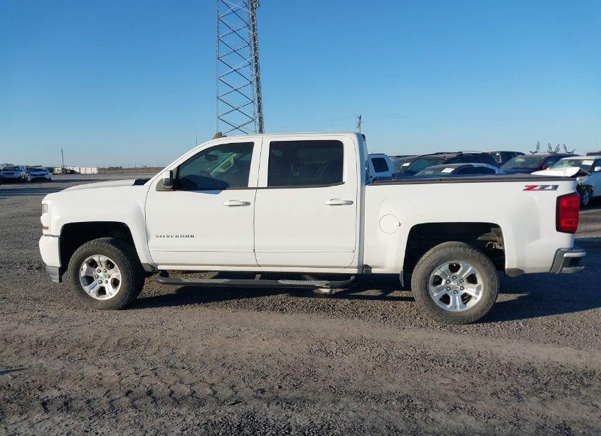 Photo 15 of 2016 Chevrolet Silverado 1500 2LT (VIN 3GCUKREC5GG378789)